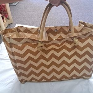 Two cute shoulder bags!